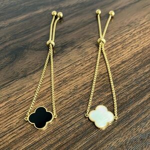 Four Leaf Clover Adjustable Bracelet in Black and Pearl